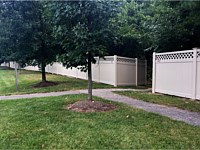 <b>Brittingham Community Vinyl Fence</b>